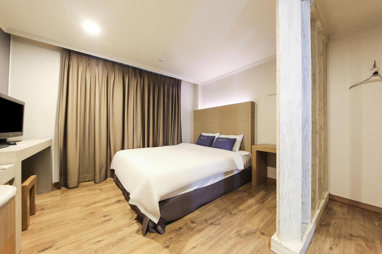 Central Hotel Changwon Dış mekan fotoğraf